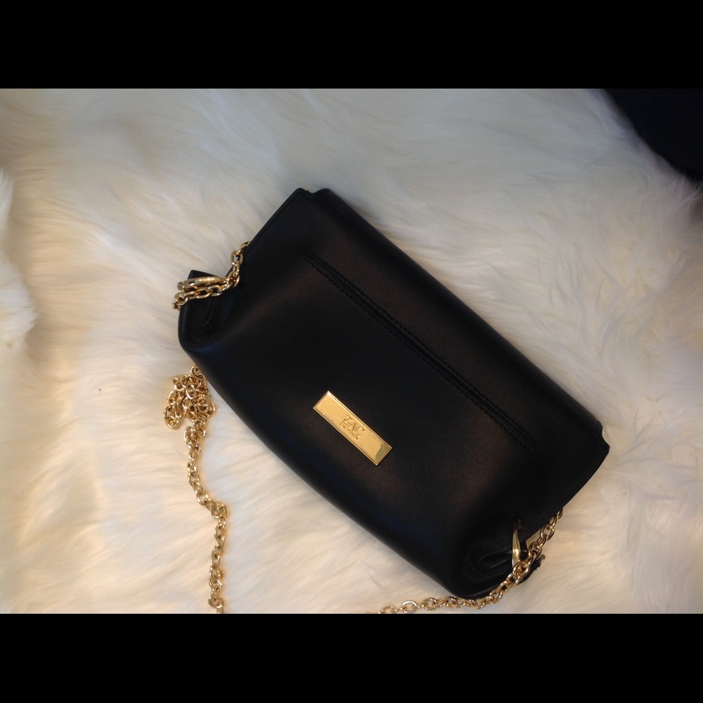 Zac Zac Posen Crossbody bag.